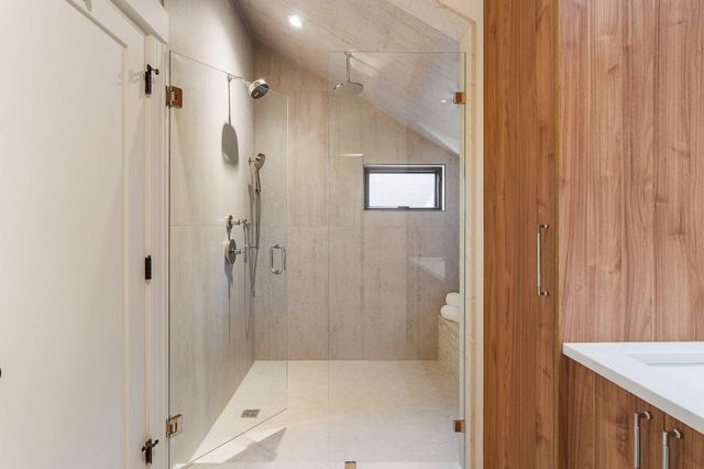 9B Mt. Auburn Street B, Cambridge, MA 02138