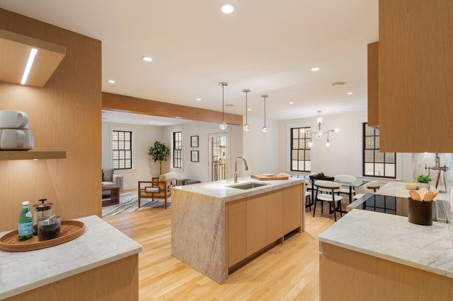 9B Mt. Auburn Street B, Cambridge, MA 02138