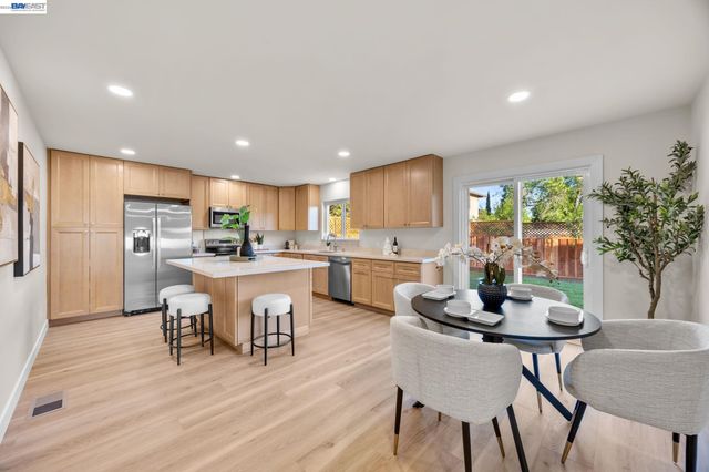 2151 Elm St, Livermore, CA 94551