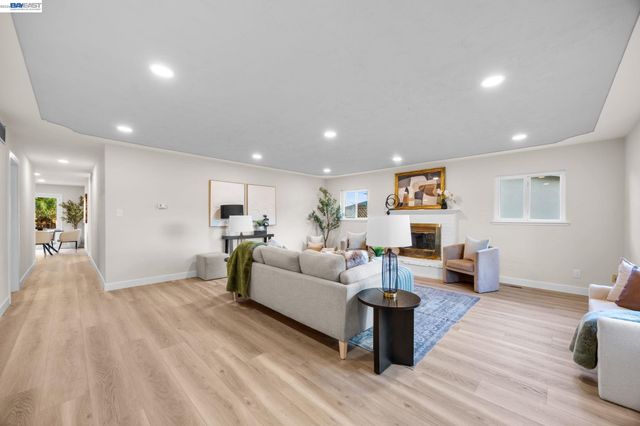 2151 Elm St, Livermore, CA 94551