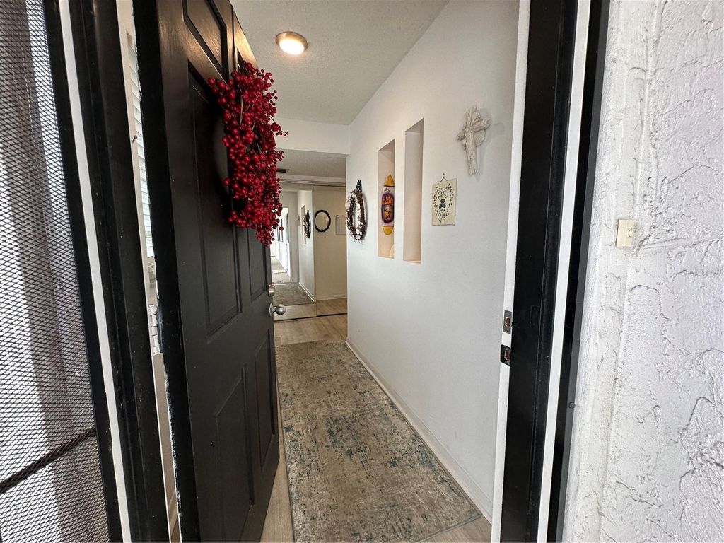 Image 3 of property listing at 204 46TH AVENUE TERRACE W 410, Bradenton, FL 34207