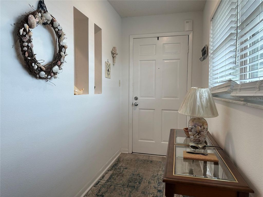 Image 4 of property listing at 204 46TH AVENUE TERRACE W 410, Bradenton, FL 34207