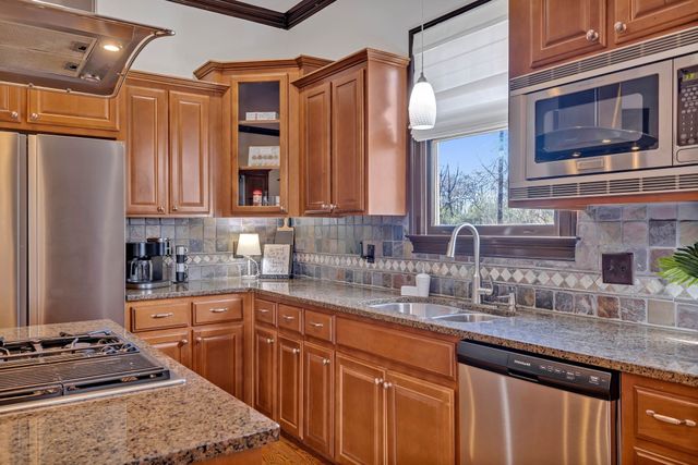 1824B 6th Ave, N, Nashville, TN 37208