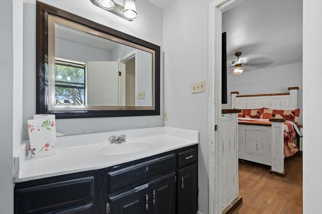 1118 Private Road 425, Whitewright, TX 75491