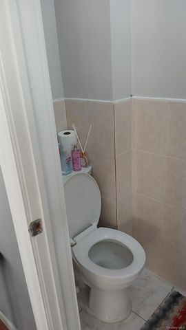 11633 198th Street, Saint Albans, NY 11412