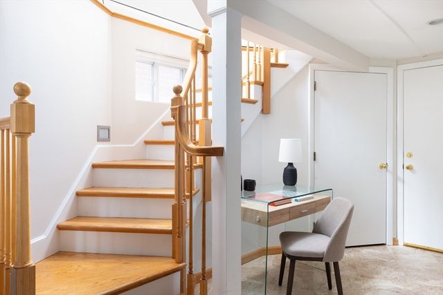 97 Fayerweather Street 1, Cambridge, MA 02138