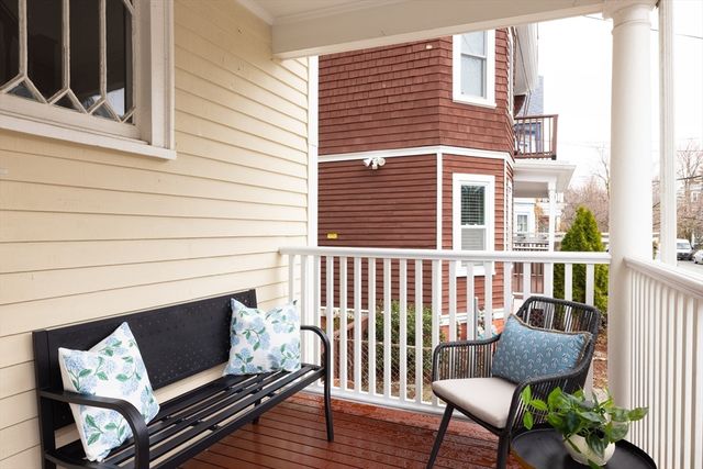 97 Fayerweather Street 1, Cambridge, MA 02138