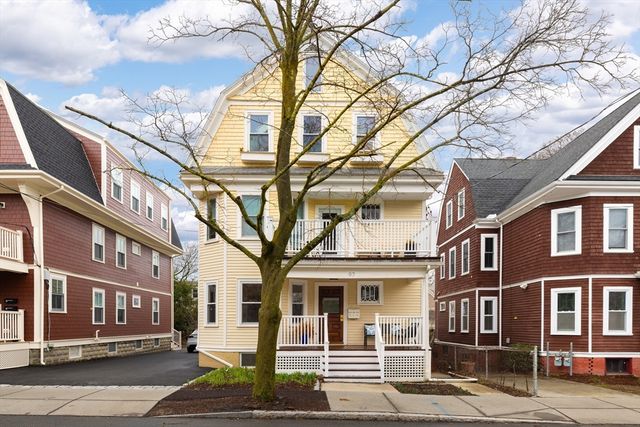 97 Fayerweather Street 1, Cambridge, MA 02138