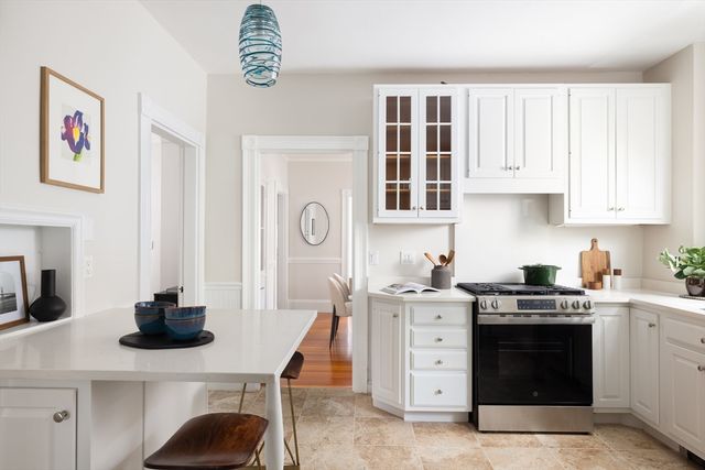 97 Fayerweather Street 1, Cambridge, MA 02138