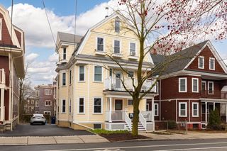 97 Fayerweather Street 1, Cambridge, MA 02138