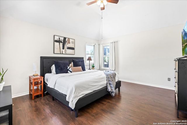 10133 Sandyglen, San Antonio, TX 78240