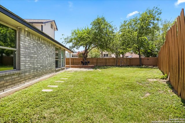 10133 Sandyglen, San Antonio, TX 78240