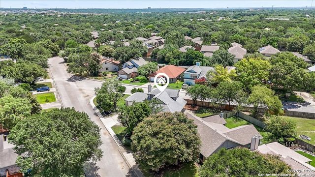 10133 Sandyglen, San Antonio, TX 78240