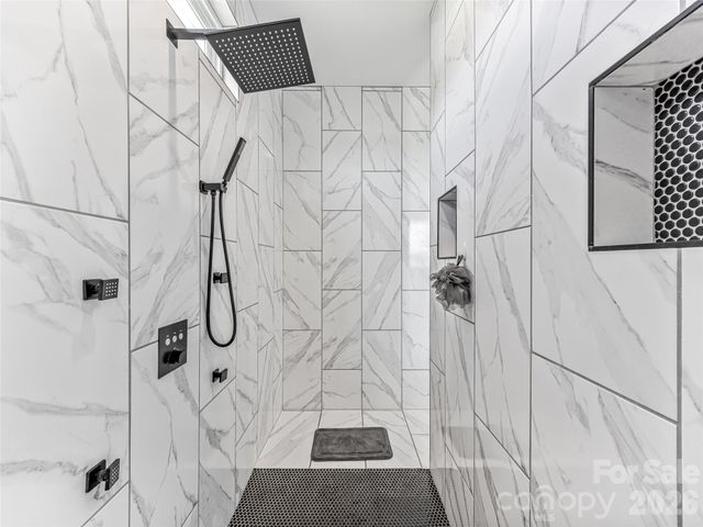 16 Pisgah Ridge Trail, Mills River, NC 28759