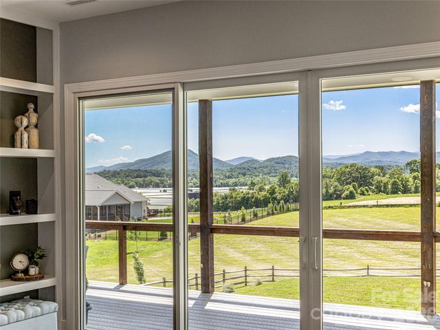 16 Pisgah Ridge Trail, Mills River, NC 28759