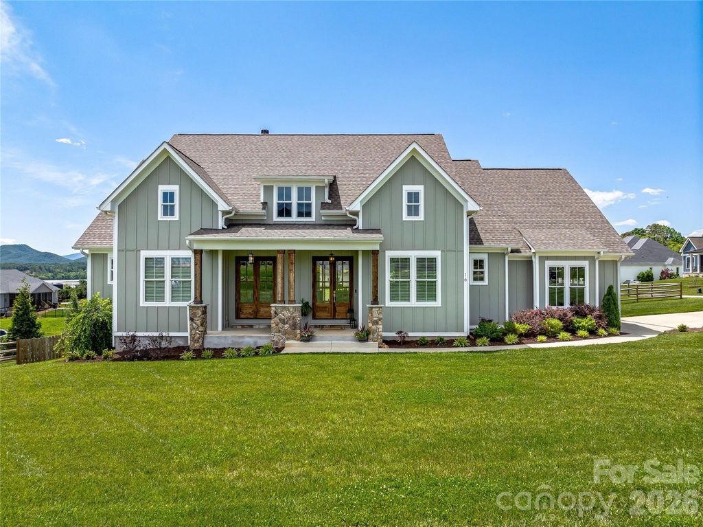 16 Pisgah Ridge Trail, Mills River, NC 28759