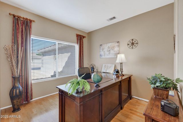 17703 N ESCALENTE Lane, Surprise, AZ 85374