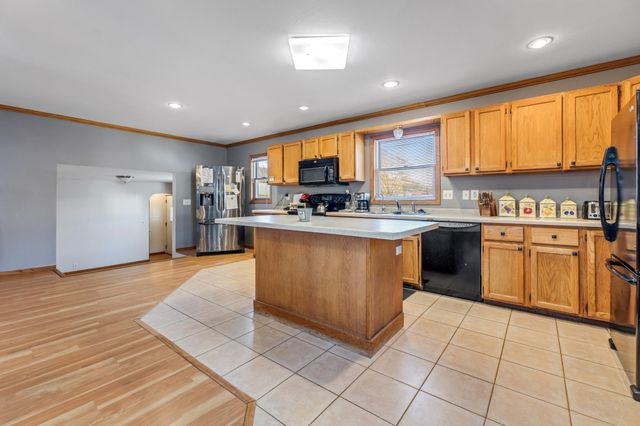 616 E Sarnia Street, Winona, MN 55987