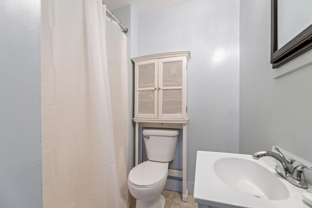 616 E Sarnia Street, Winona, MN 55987