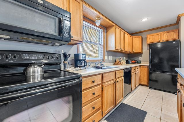 616 E Sarnia Street, Winona, MN 55987