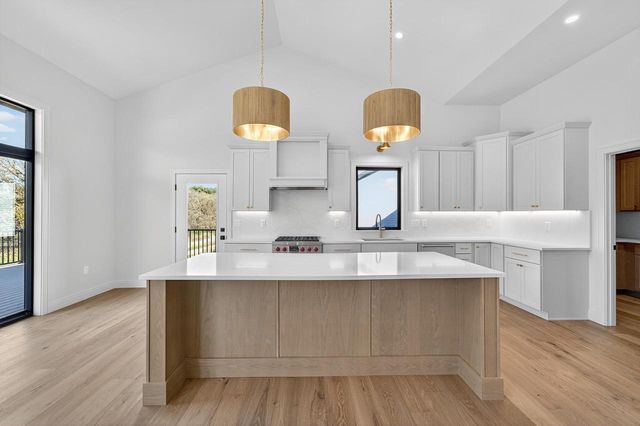 1438 Greenleaf Court, Sun Prairie, WI 53590