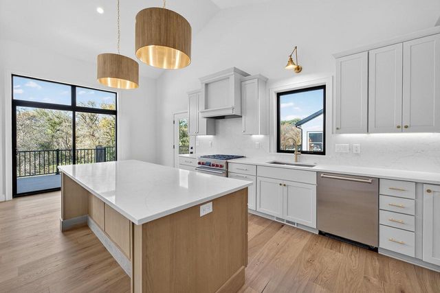 1438 Greenleaf Court, Sun Prairie, WI 53590