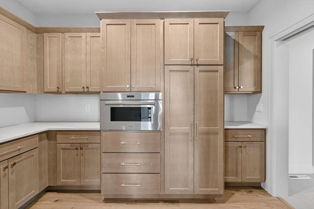 1438 Greenleaf Court, Sun Prairie, WI 53590