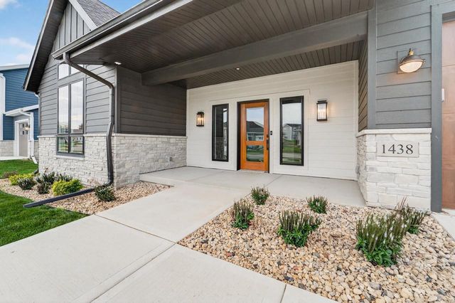 1438 Greenleaf Court, Sun Prairie, WI 53590