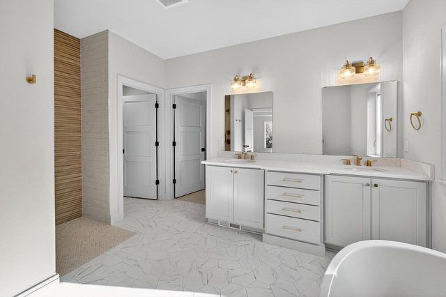 1438 Greenleaf Court, Sun Prairie, WI 53590