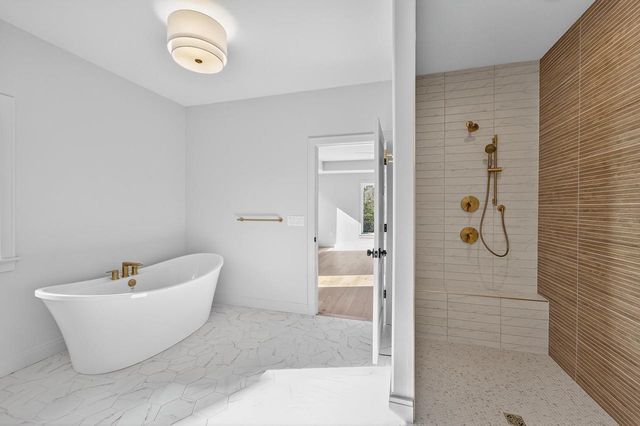 1438 Greenleaf Court, Sun Prairie, WI 53590