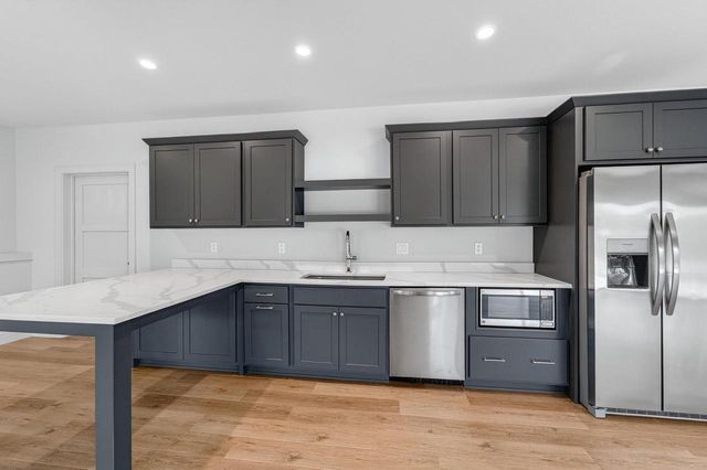 1438 Greenleaf Court, Sun Prairie, WI 53590