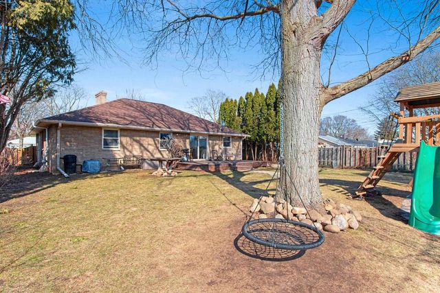 1319 OREGON STREET, Green Bay, WI 54303