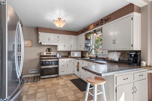 1319 OREGON STREET, Green Bay, WI 54303