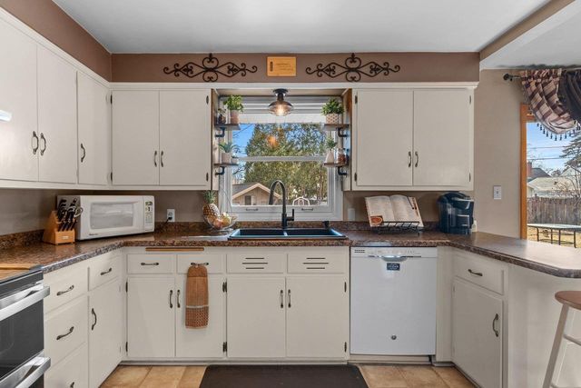 1319 OREGON STREET, Green Bay, WI 54303