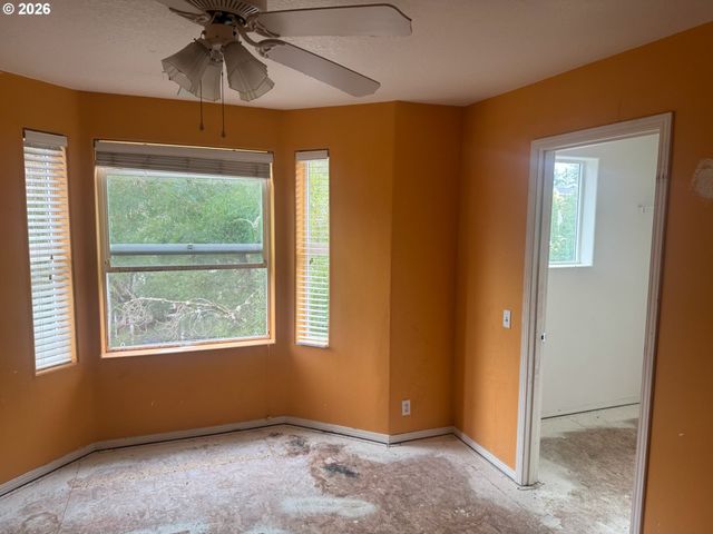 20610 Nw SEDONA Ln, Beaverton, OR 97006
