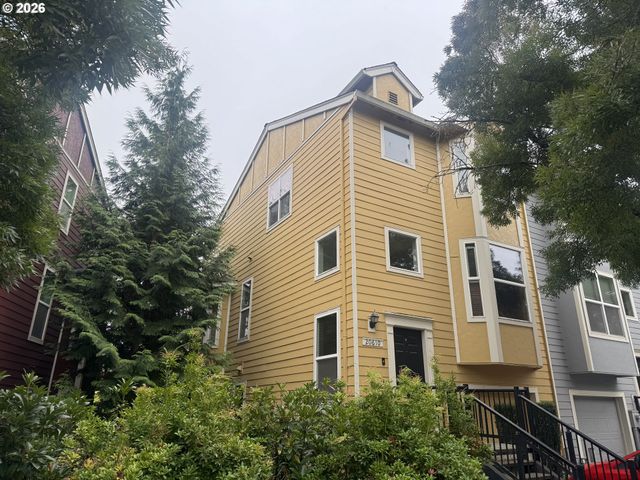 20610 Nw SEDONA Ln, Beaverton, OR 97006