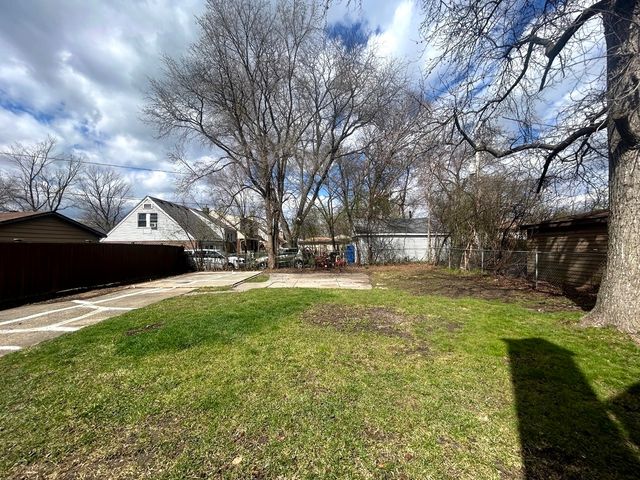 2058 Downey Road, Homewood, IL 60430