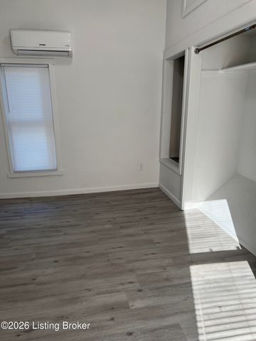 4813 E Manslick Rd 3, Louisville, KY 40023