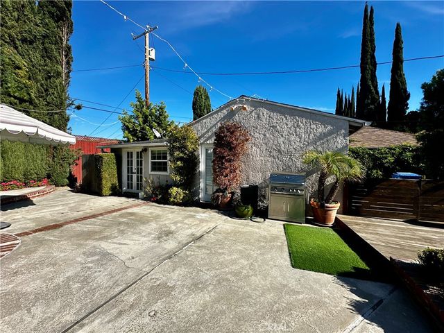 11741 Otsego Street, Valley Village, CA 91607