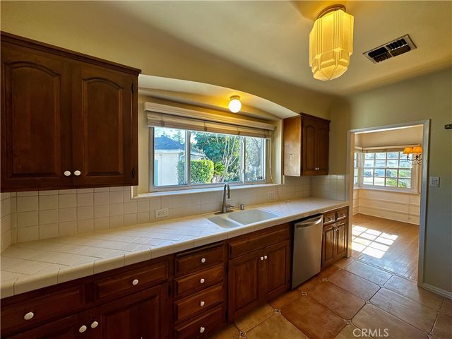 11741 Otsego Street, Valley Village, CA 91607