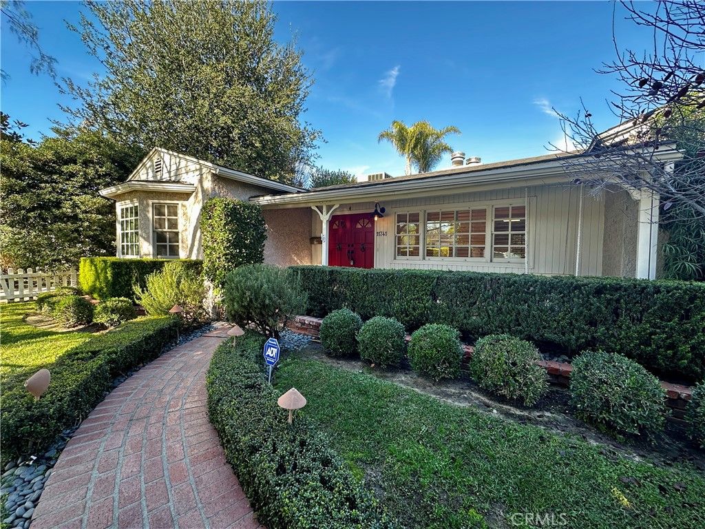 11741 Otsego Street, Valley Village, CA 91607