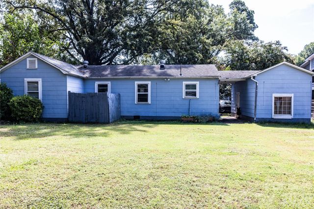 3828 Plainview Road, Charlotte, NC 28208