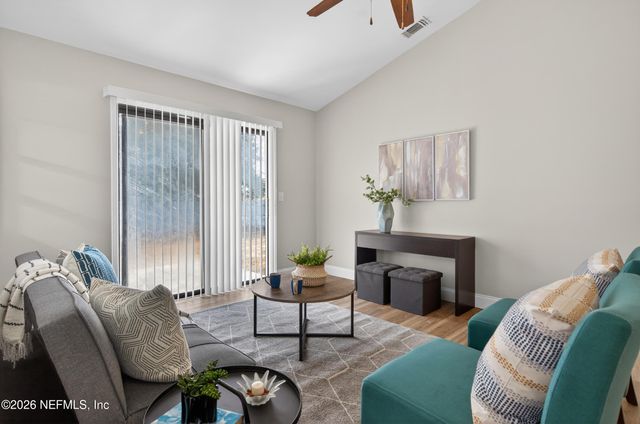 3042 HAMPSTEAD Drive, Jacksonville, FL 32225