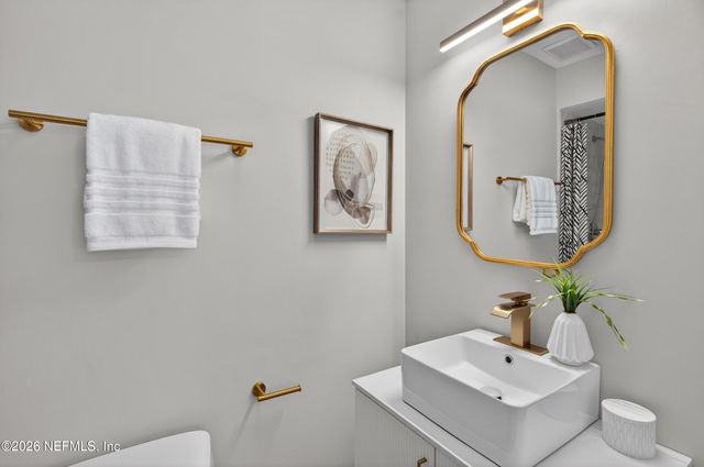 3042 HAMPSTEAD Drive, Jacksonville, FL 32225