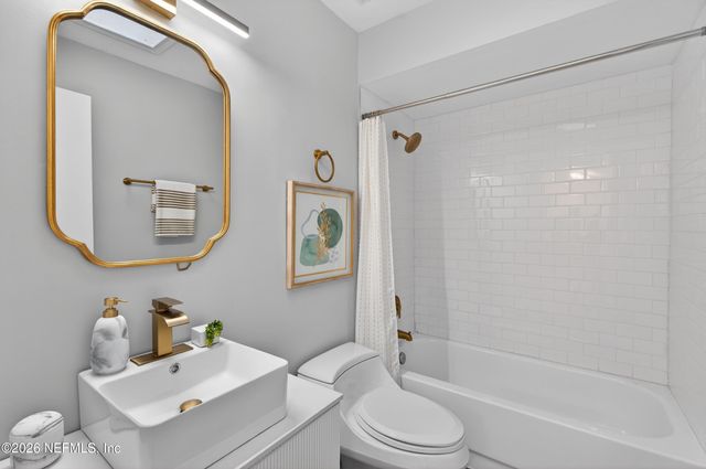 3042 HAMPSTEAD Drive, Jacksonville, FL 32225