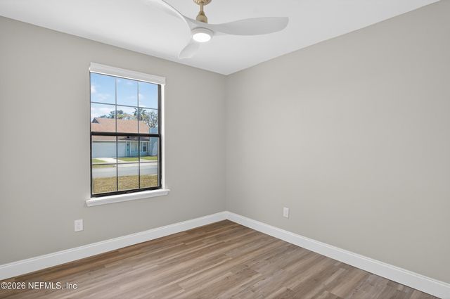 3042 HAMPSTEAD Drive, Jacksonville, FL 32225