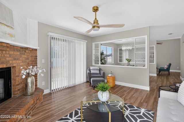 3042 HAMPSTEAD Drive, Jacksonville, FL 32225