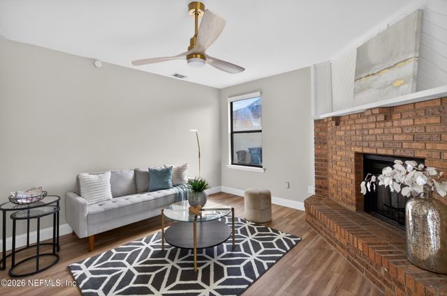 3042 HAMPSTEAD Drive, Jacksonville, FL 32225