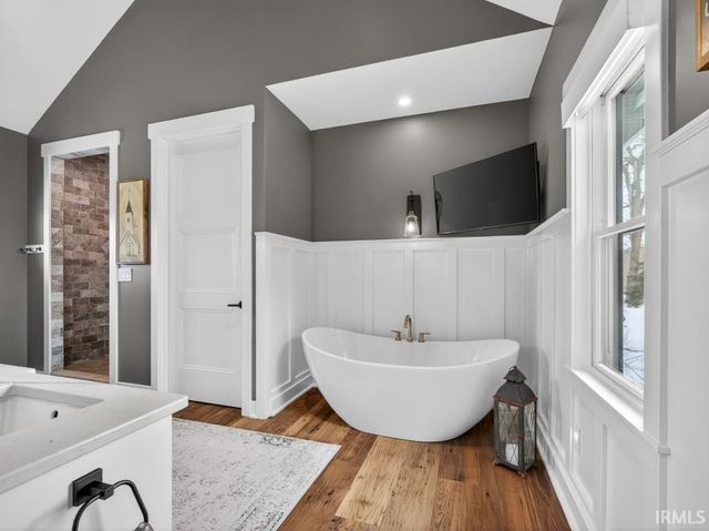 15306 Covington Road, Fort Wayne, IN 46814