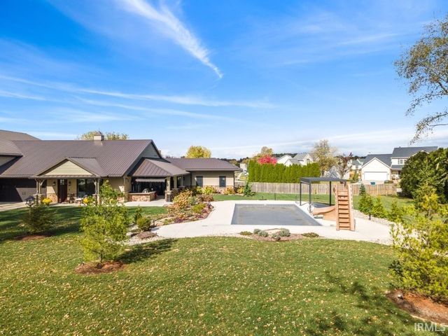 15306 Covington Road, Fort Wayne, IN 46814